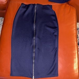 Pretty & comfy EUC.. Brat Star blue figure flattering Pencil Skirt Size S